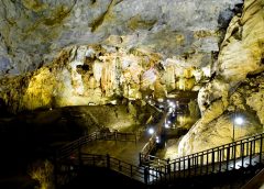 QUẢNG BÌNH - VŨNG CHÙA - ĐỘNG THIÊN ĐƯỜNG (3 ngày 2 đêm)